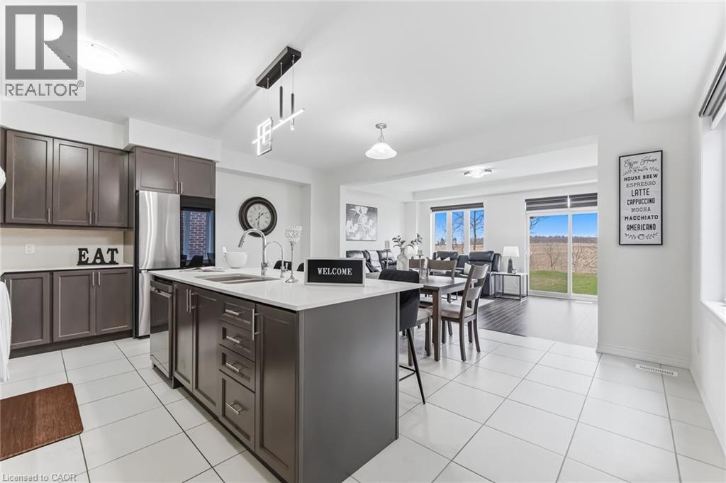 212 Broadacre Drive, Kitchener, Ontario  N2R 0S6 - Photo 6 - 40821587