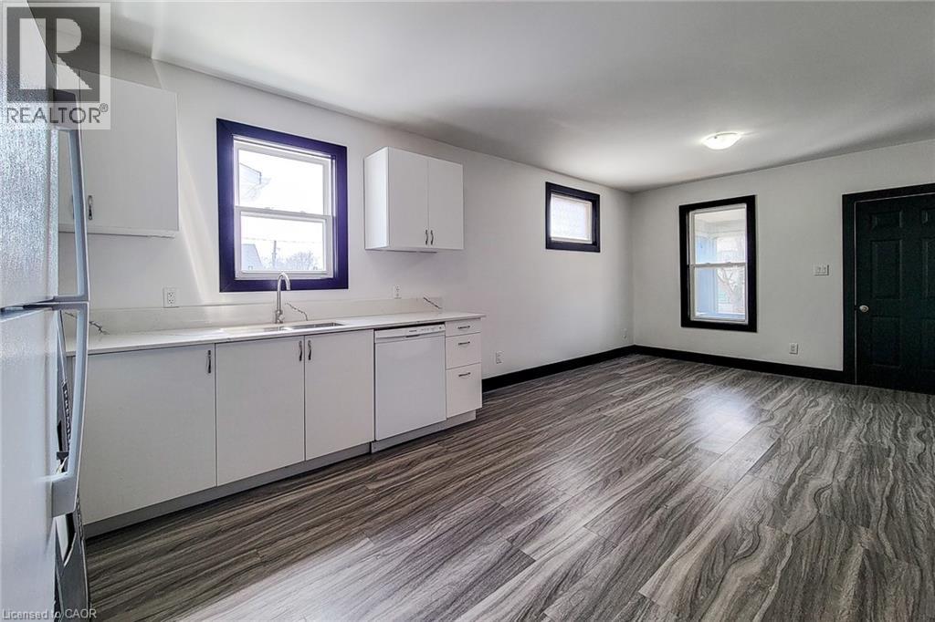 98 Welland Street N, Thorold, Ontario  L2V 2C1 - Photo 15 - 40821561