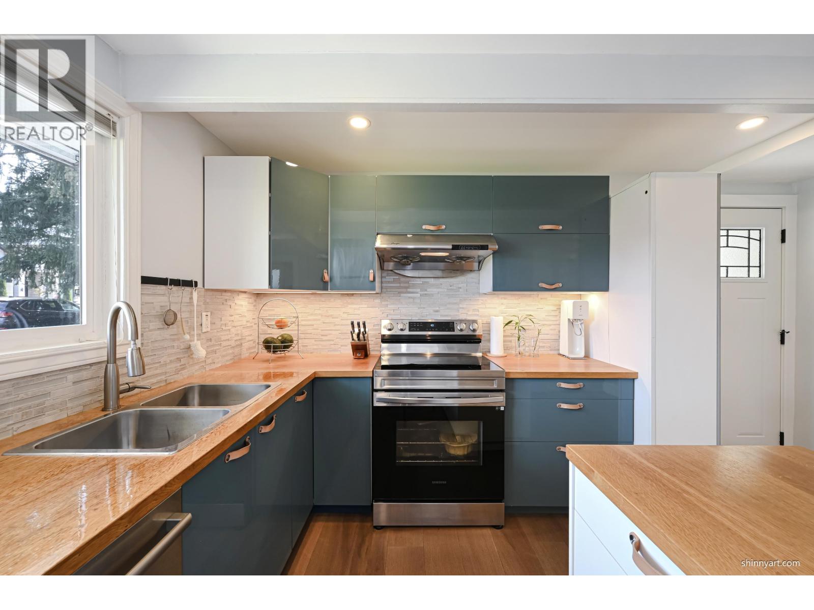 10431 Seacote Road, Richmond, British Columbia  V7A 4B4 - Photo 9 - R3111314