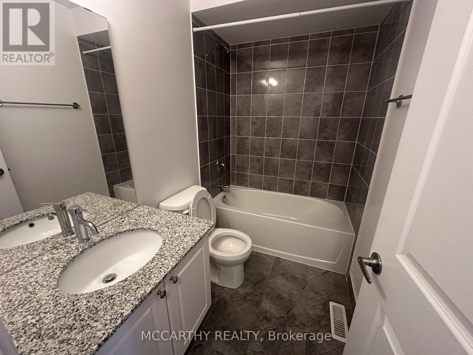 352 Vandusen Avenue, Southgate, Ontario  N0C 1B0 - Photo 15 - X12984186