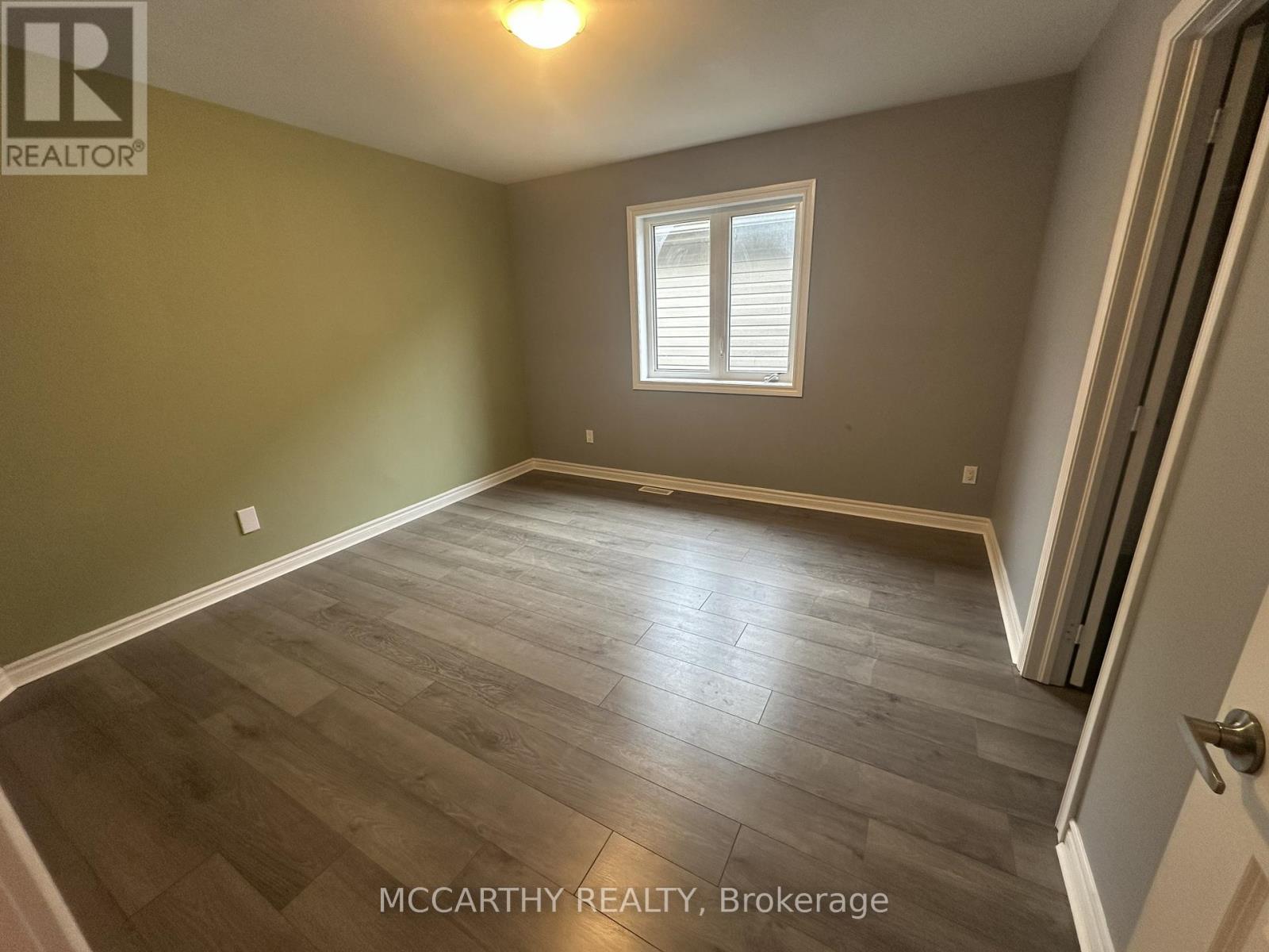 352 Vandusen Avenue, Southgate, Ontario  N0C 1B0 - Photo 16 - X12984186