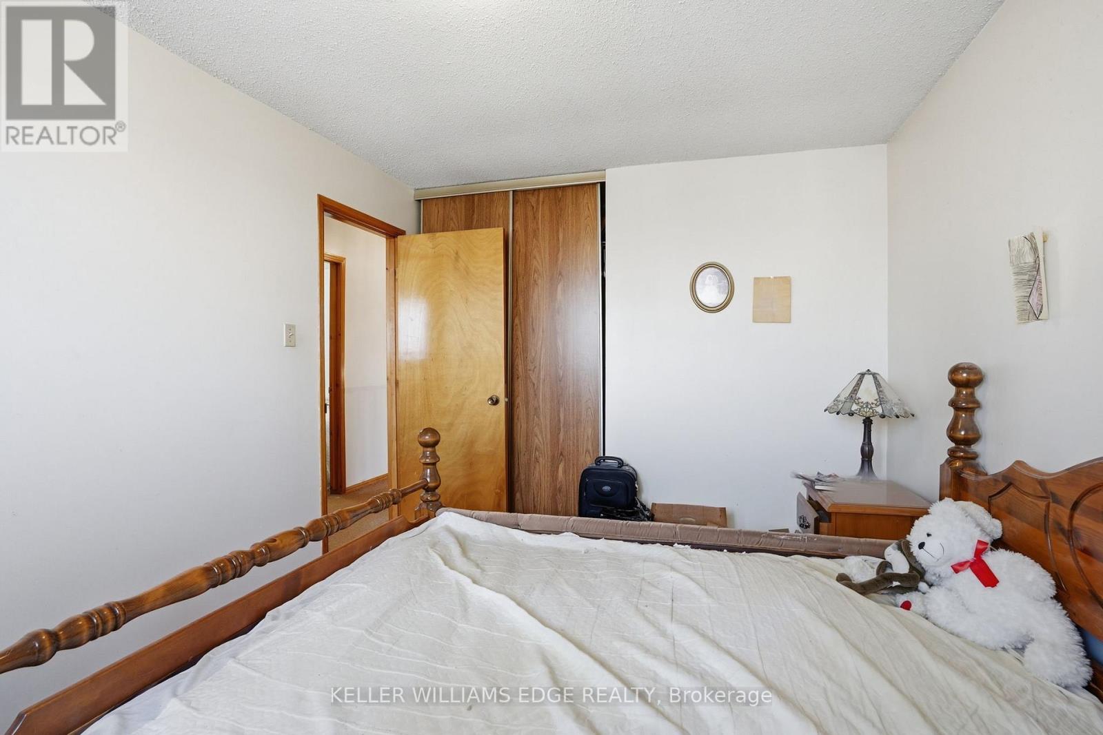 41 Kennard Street, Hamilton, Ontario L8J 2C3 - Photo 8 - X12944630