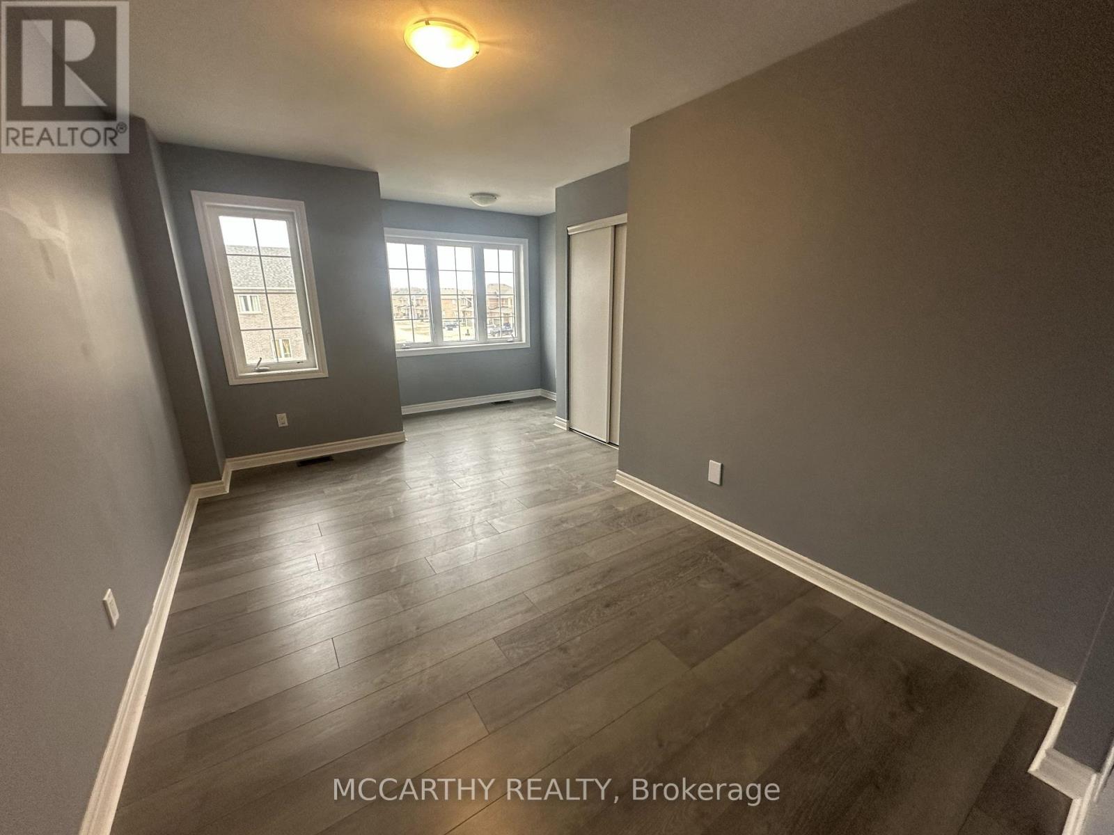 352 Vandusen Avenue, Southgate, Ontario  N0C 1B0 - Photo 12 - X12984186