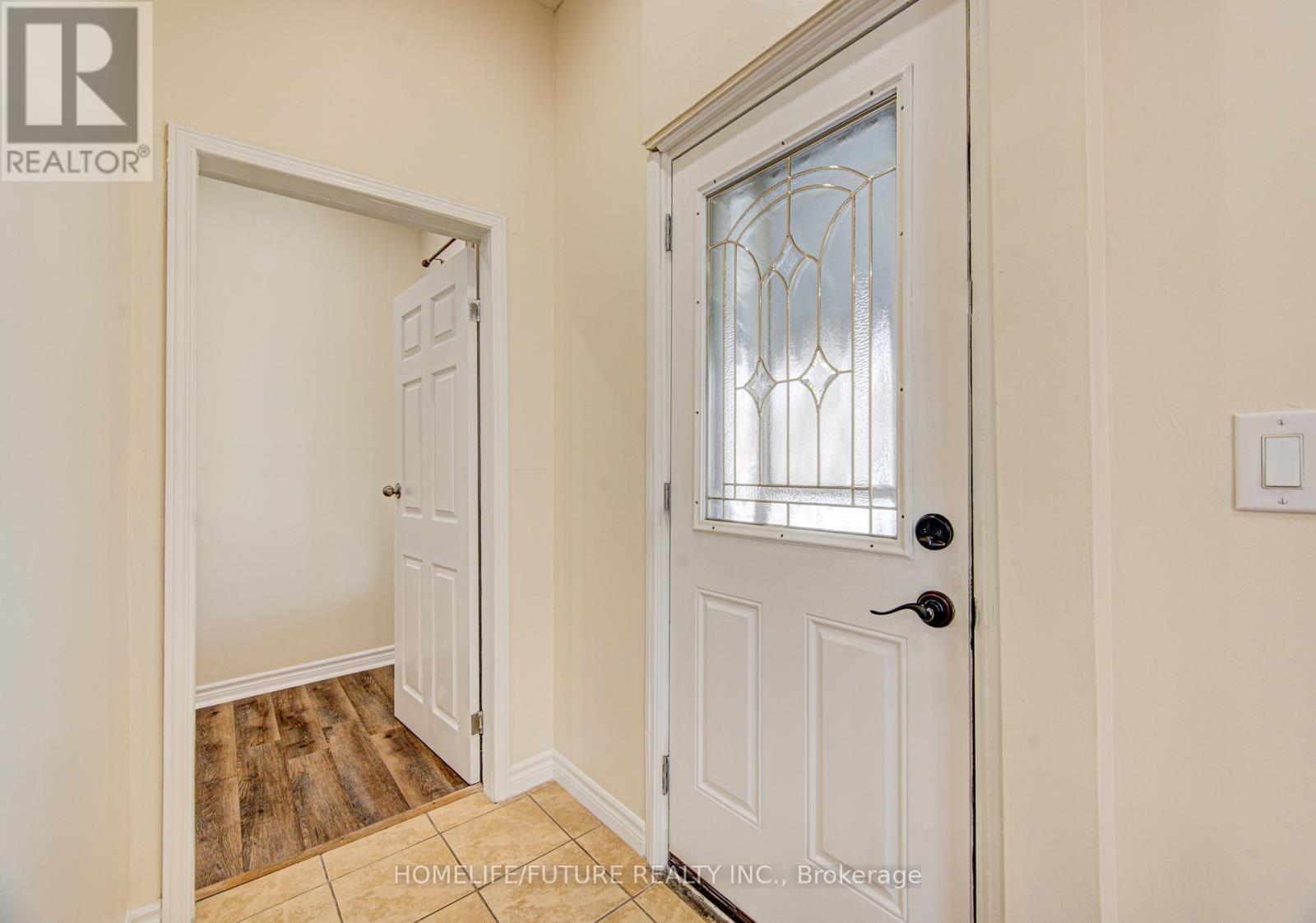 9 Superior Street, Brantford, Ontario  N3S 2J9 - Photo 4 - X12998856