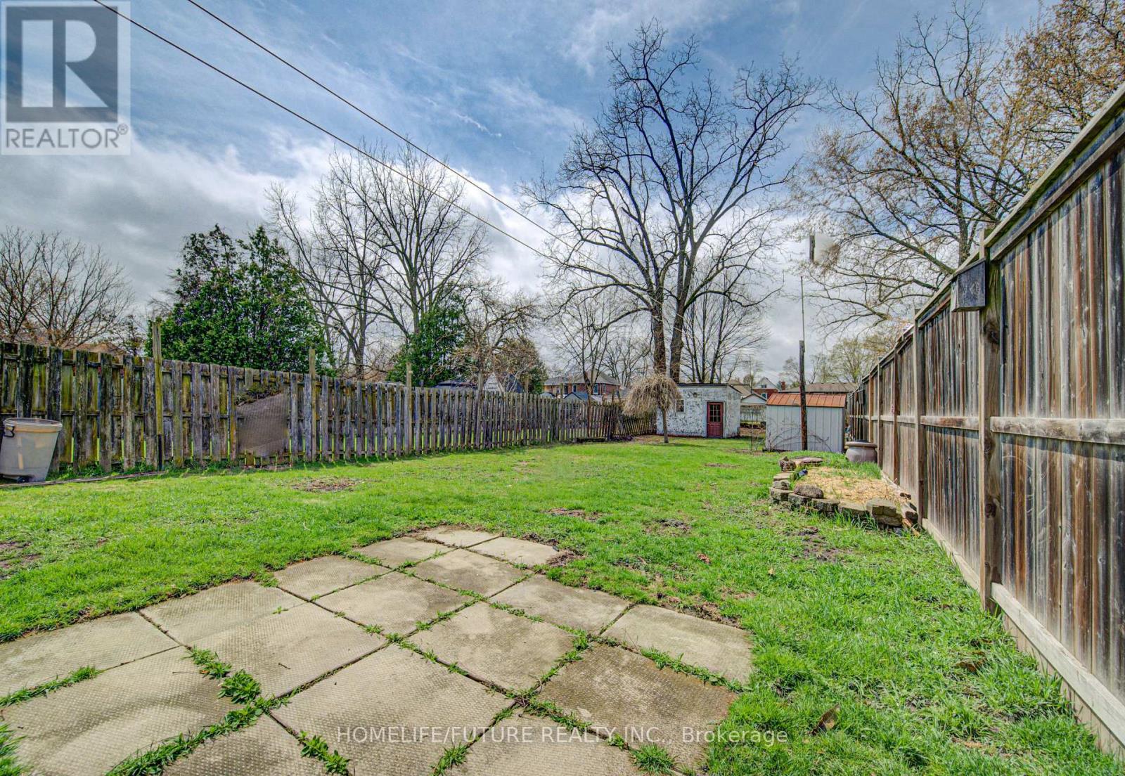 9 Superior Street, Brantford, Ontario  N3S 2J9 - Photo 28 - X12998856