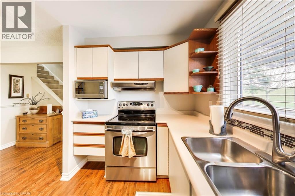 250 Magnolia Drive Unit# 57, Hamilton, Ontario  L9C 6M3 - Photo 11 - 40819270