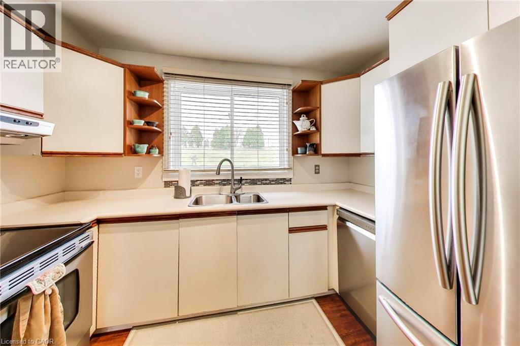 250 Magnolia Drive Unit# 57, Hamilton, Ontario  L9C 6M3 - Photo 10 - 40819270