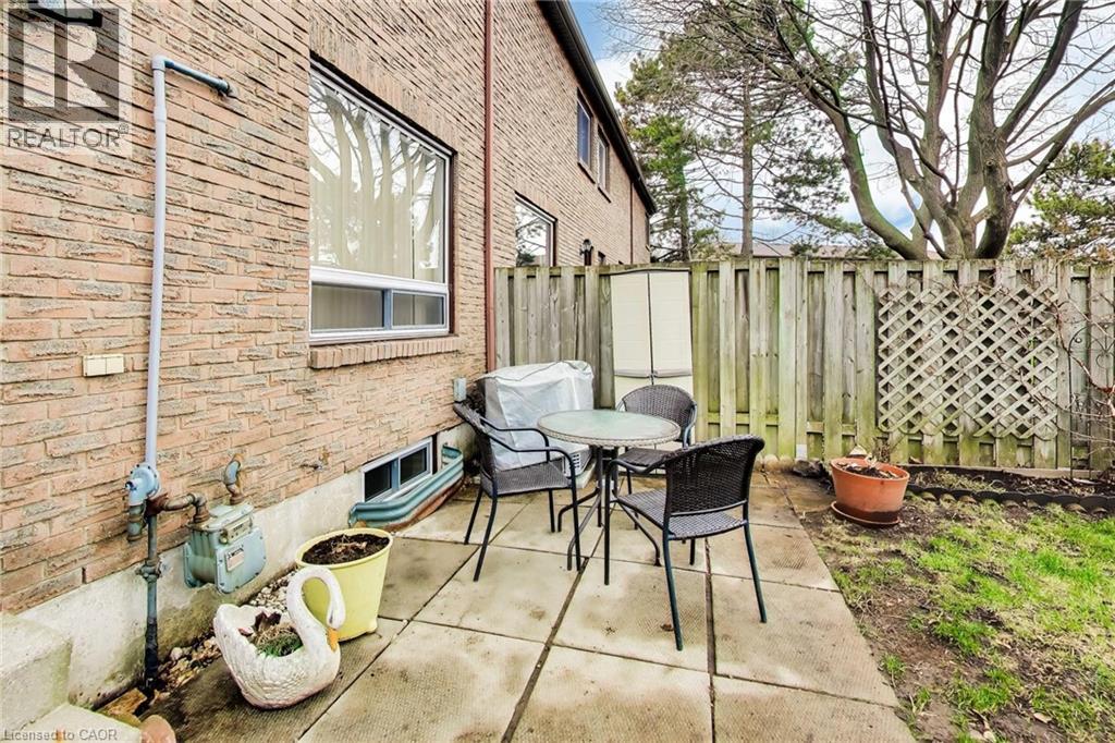 250 Magnolia Drive Unit# 57, Hamilton, Ontario  L9C 6M3 - Photo 20 - 40819270