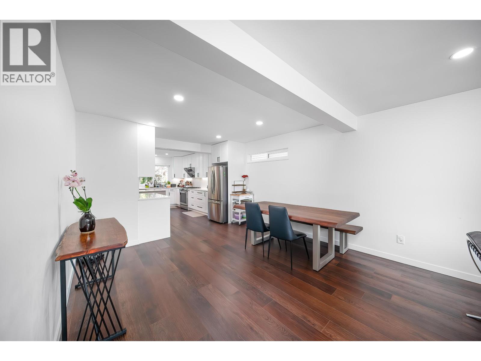 10651 Canso Crescent, Richmond, British Columbia  V7E 5B6 - Photo 9 - R3112207