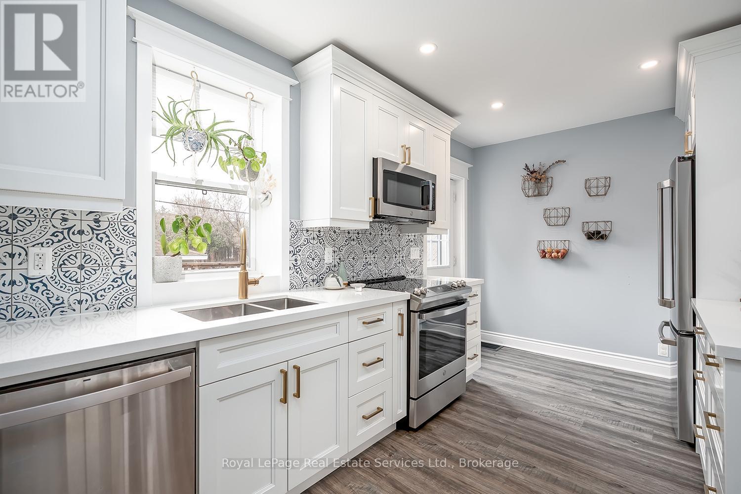 35 Park Row N, Hamilton, Ontario  L8H 4E3 - Photo 12 - X13008046