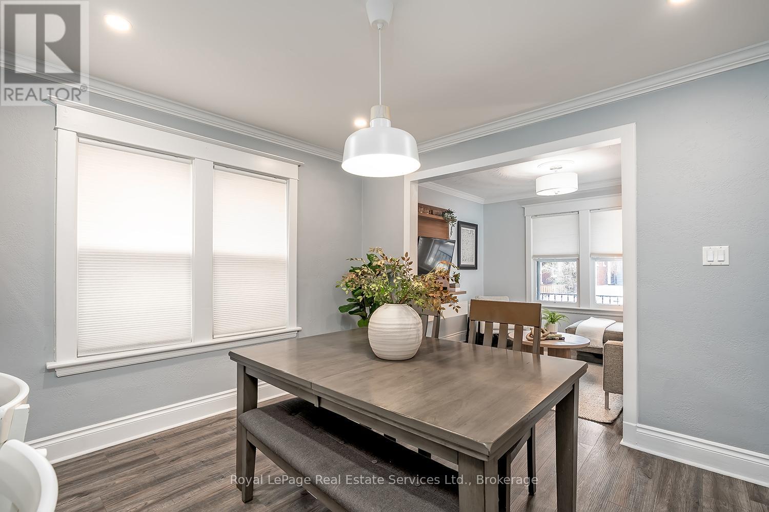 35 Park Row N, Hamilton, Ontario  L8H 4E3 - Photo 3 - X13008046