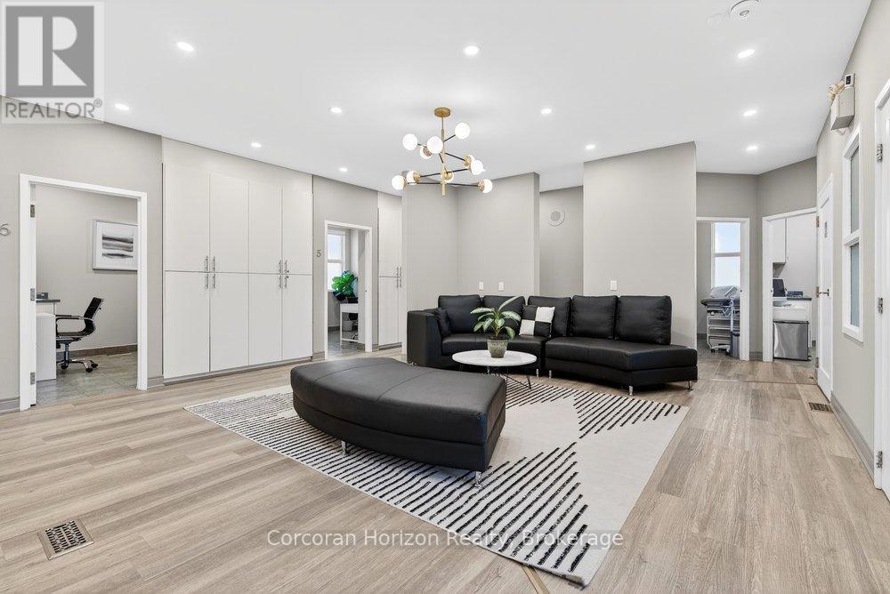 Main - 132 Young Street, Hamilton, Ontario  L8N 1V6 - Photo 17 - X13008168