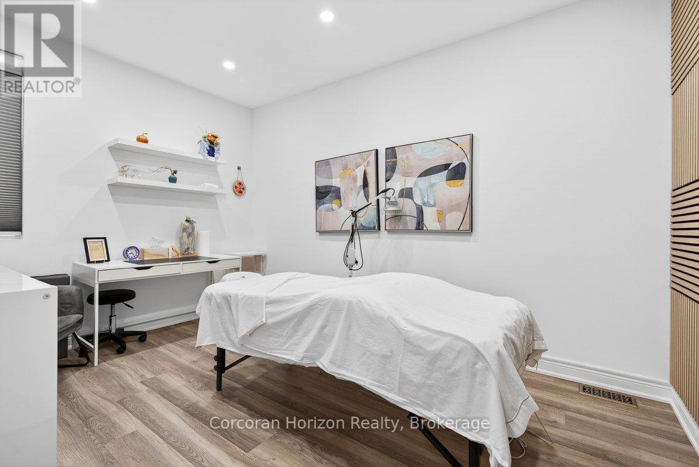 Main - 132 Young Street, Hamilton, Ontario  L8N 1V6 - Photo 19 - X13008168