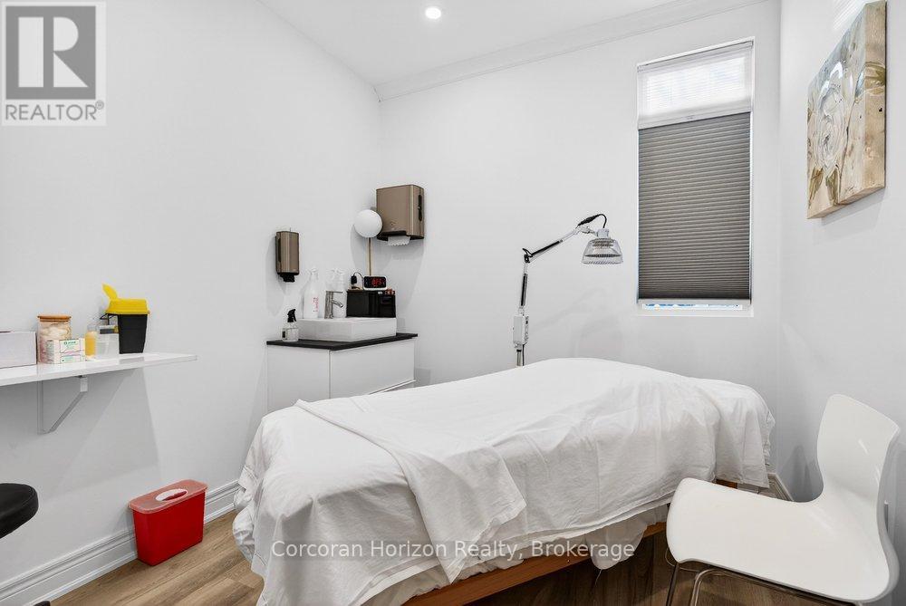 Main - 132 Young Street, Hamilton, Ontario  L8N 1V6 - Photo 20 - X13008168