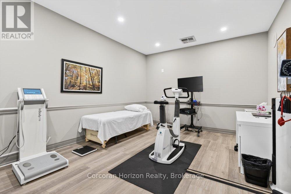 Main - 132 Young Street, Hamilton, Ontario  L8N 1V6 - Photo 23 - X13008168