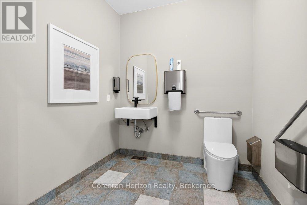 Main - 132 Young Street, Hamilton, Ontario  L8N 1V6 - Photo 31 - X13008168