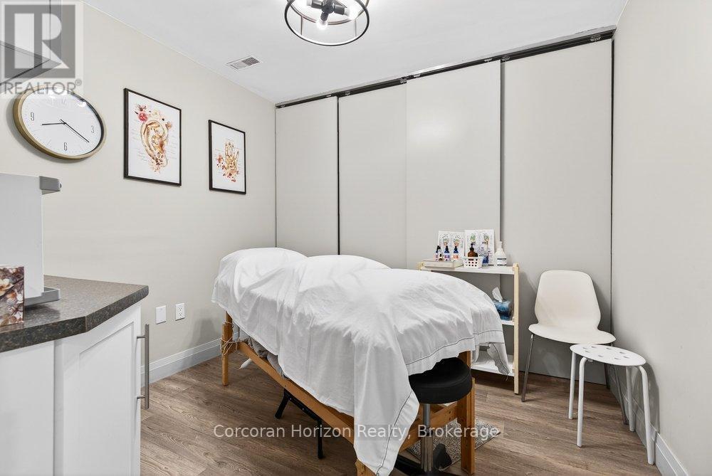 Main - 132 Young Street, Hamilton, Ontario  L8N 1V6 - Photo 45 - X13008168