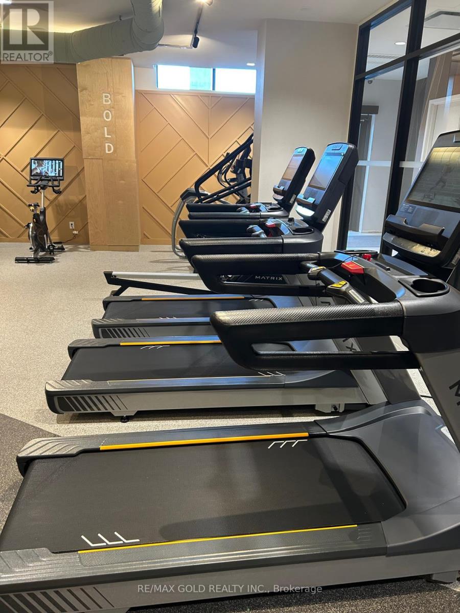 614 - 2495 Eglinton Avenue W, Mississauga, Ontario  L5M 2T2 - Photo 3 - W12997708