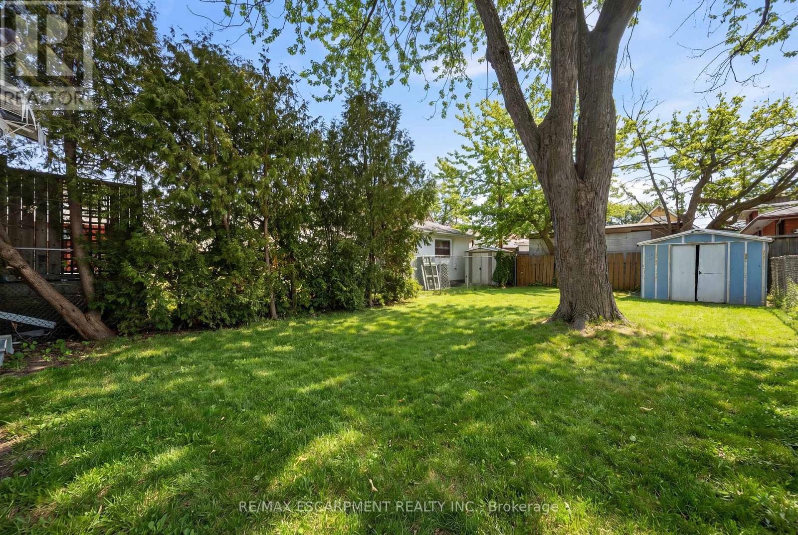 14 Newlands Avenue, Hamilton, Ontario  L8H 2T5 - Photo 21 - X12925436