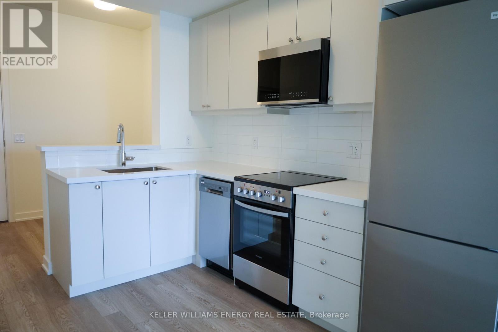 1010 - 51 Clarington Boulevard, Clarington, Ontario  L1C 7J8 - Photo 4 - E13005308