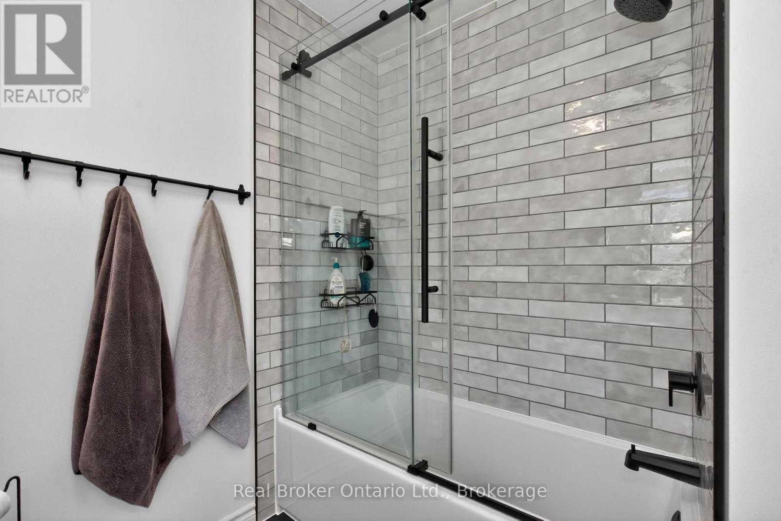 1060 Dina Crescent, Midland, Ontario  L4R 5C6 - Photo 17 - S12998538