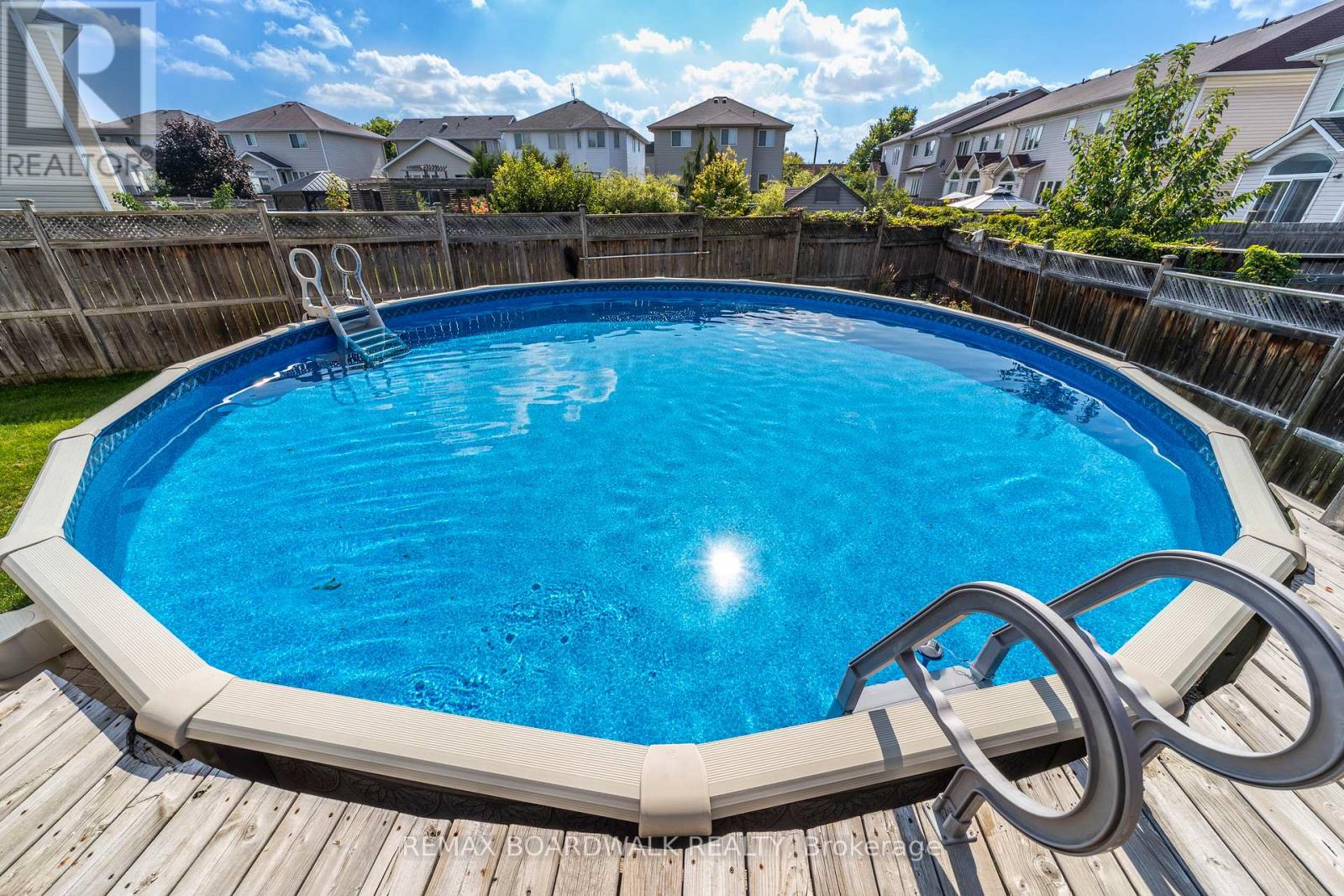 85 Woliston Crescent, Ottawa, Ontario  K2W 1G2 - Photo 44 - X12925080