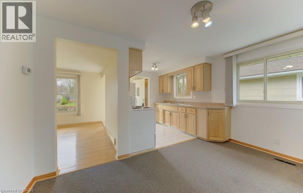 34 Geneva Crescent, Kitchener, Ontario  N2E 1M9 - Photo 8 - 40821544