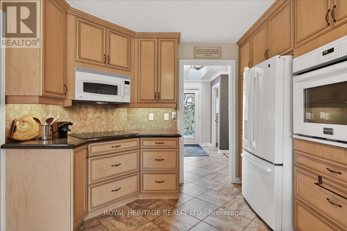 71 Navigators Trail, Kawartha Lakes, Ontario  K0M 1A0 - Photo 12 - X13008164