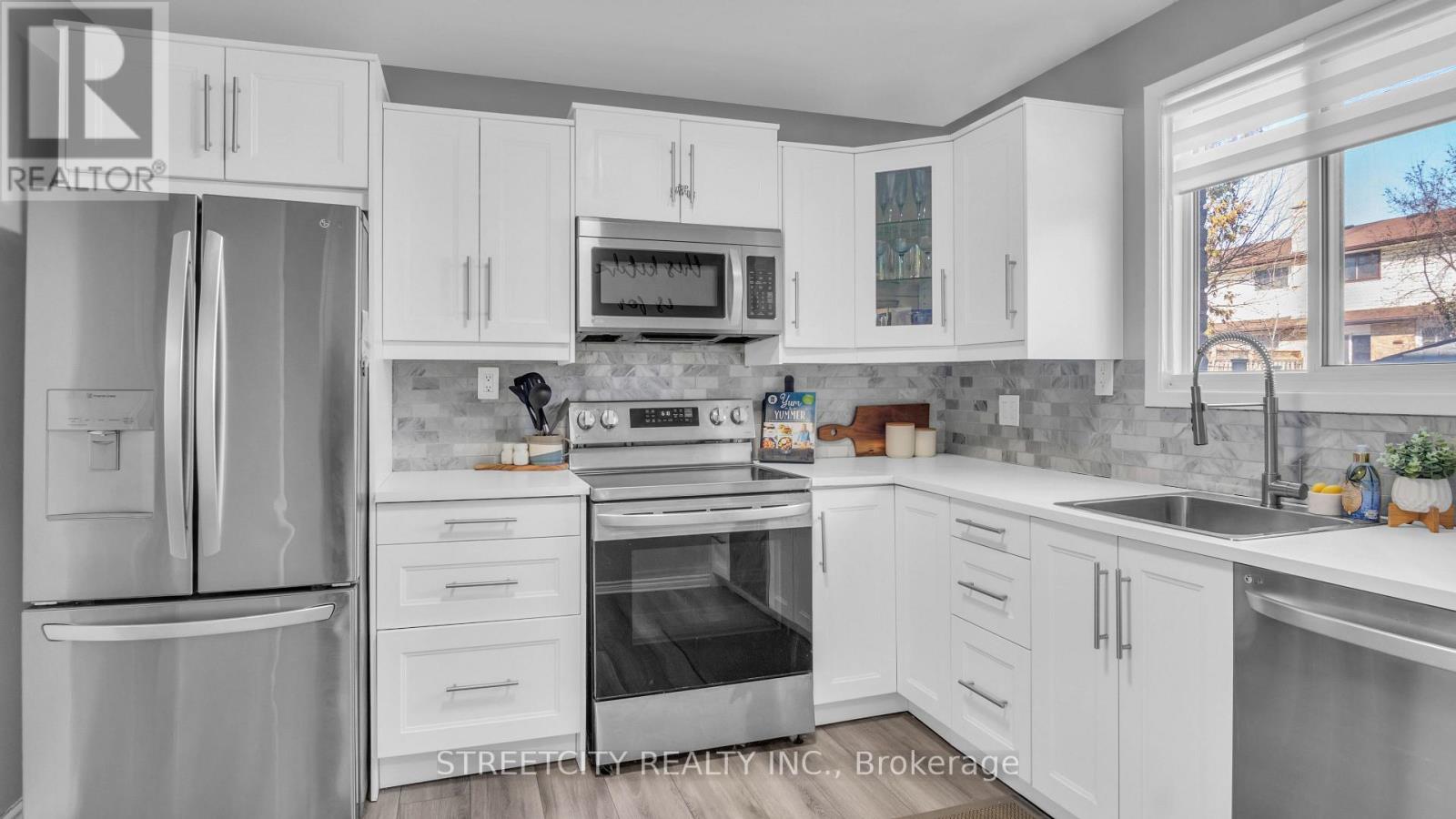 8 - 490 Southdale Road E, London South, Ontario  N6E 1A4 - Photo 3 - X13008106