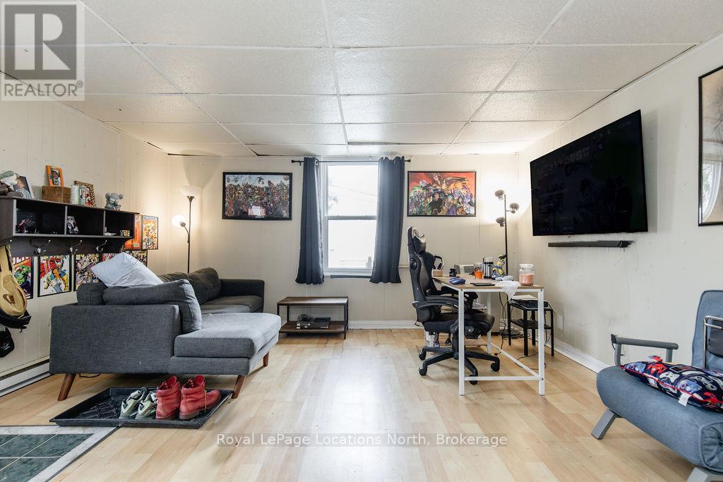 3 Peel Street, Barrie, Ontario  L4M 3K7 - Photo 37 - S13008160