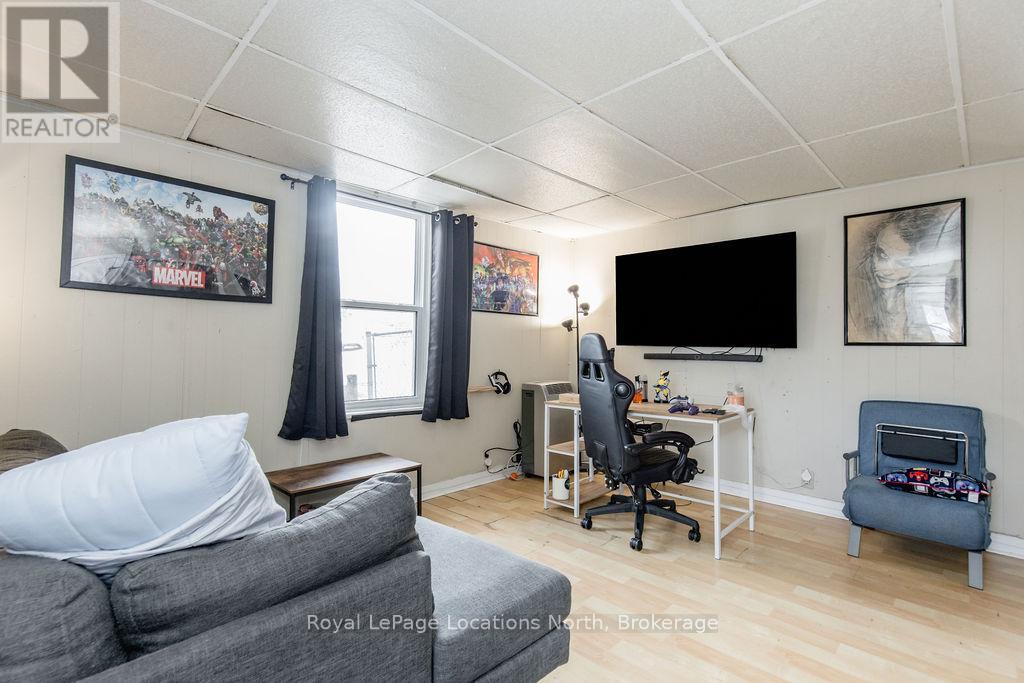 3 Peel Street, Barrie, Ontario  L4M 3K7 - Photo 38 - S13008160