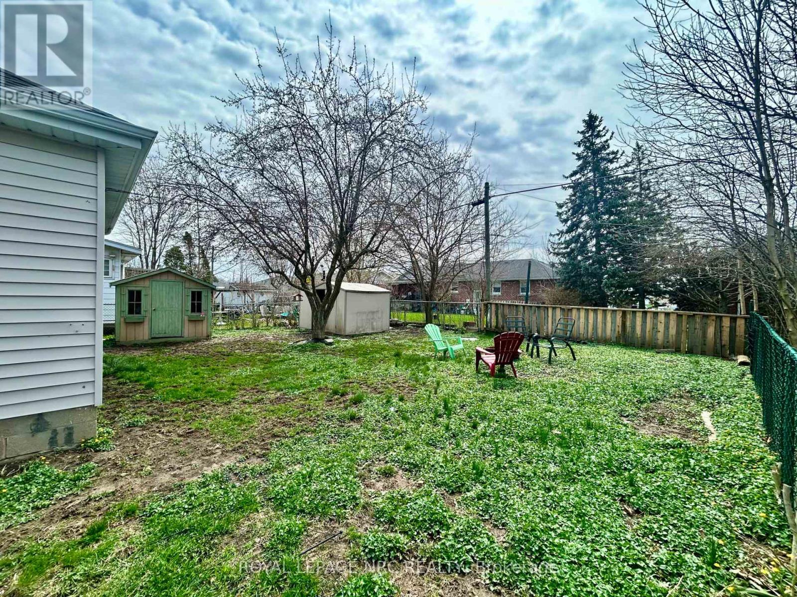 129 Gilmore Road, Fort Erie, Ontario  L2A 2L9 - Photo 18 - X12690942