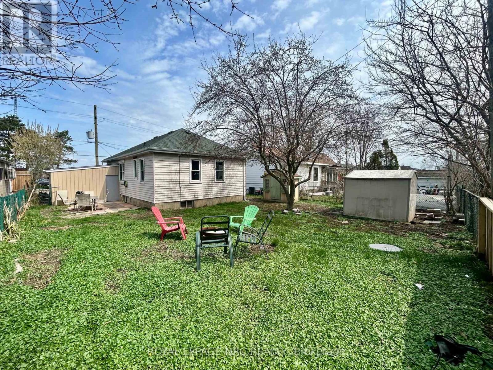 129 Gilmore Road, Fort Erie, Ontario  L2A 2L9 - Photo 17 - X12690942