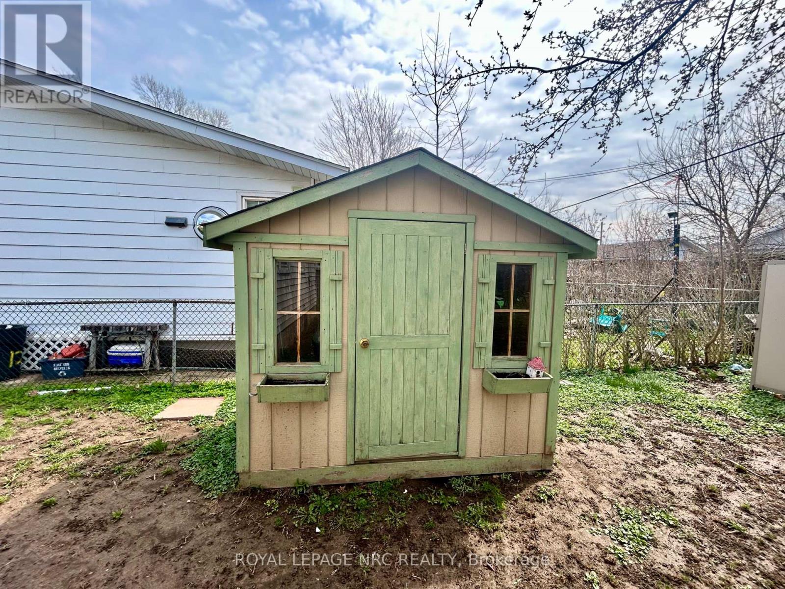 129 Gilmore Road, Fort Erie, Ontario  L2A 2L9 - Photo 20 - X12690942