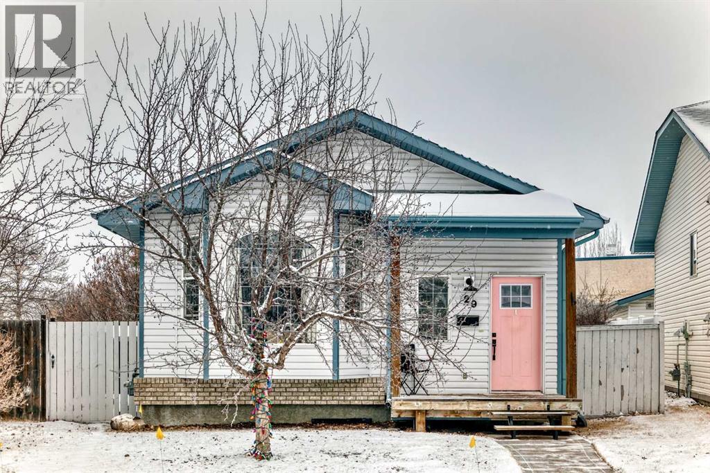 29 Duval Crescent, Red Deer, Alberta  T4R 2Y6 - Photo 2 - A2290616