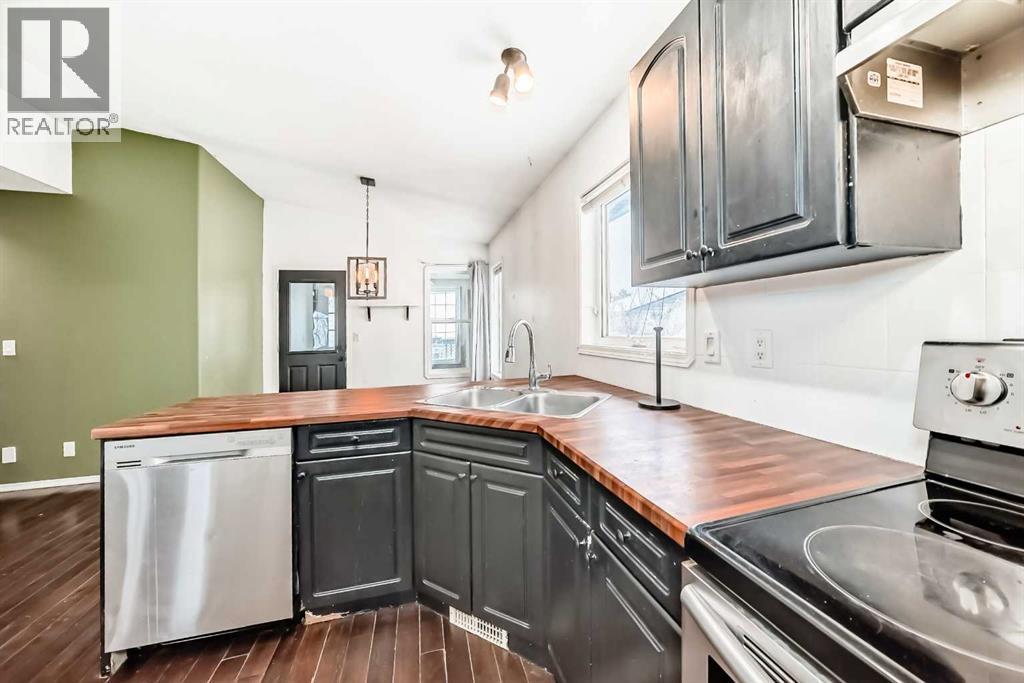 29 Duval Crescent, Red Deer, Alberta  T4R 2Y6 - Photo 5 - A2290616