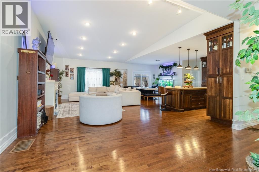 11 Mitchell Wayne, Fredericton, New Brunswick  E3G 5M6 - Photo 3 - NB137358