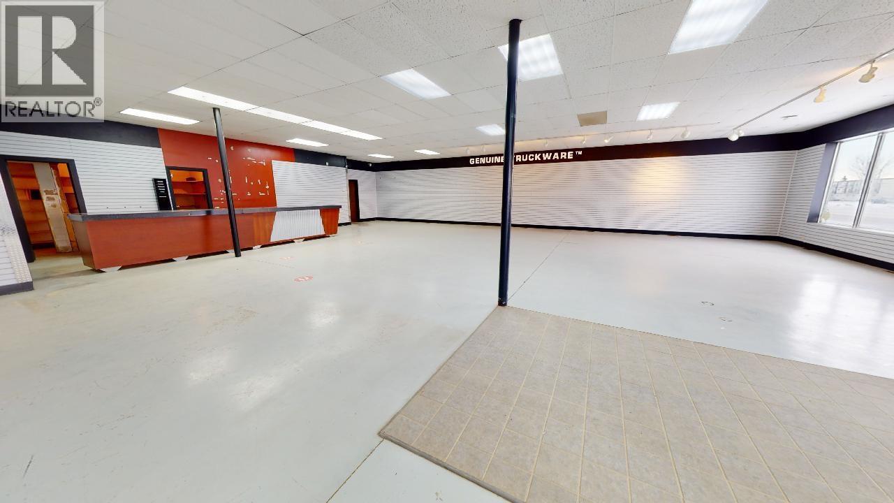 10916-10920 100 Avenue, Fort St. John, British Columbia  V1J 1Z6 - Photo 4 - C8077110