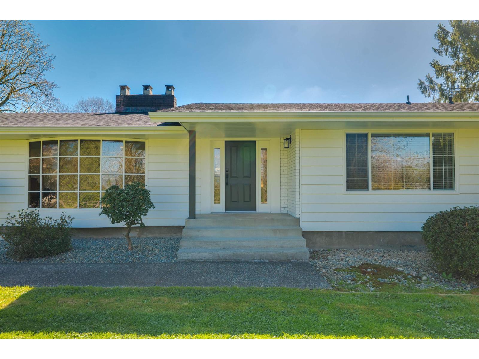 4381 Bridgeview Street, Abbotsford, British Columbia  V4X 1W8 - Photo 4 - R3111603