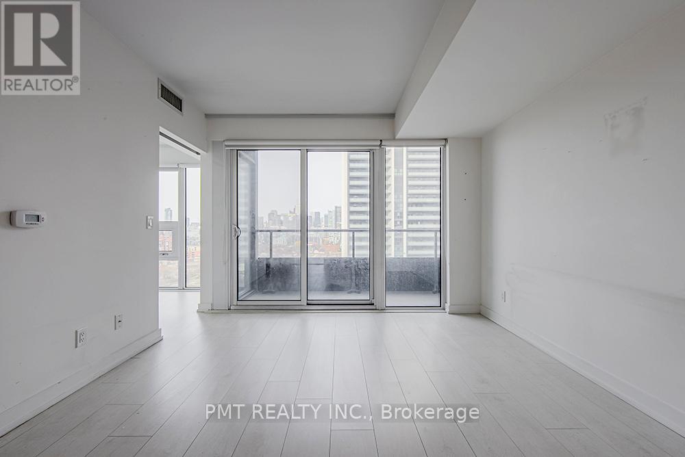 1801 - 19 Western Battery Road, Toronto, Ontario  M6K 0E3 - Photo 8 - C13008102