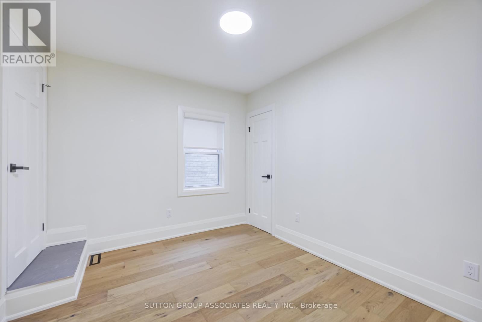 Upper - 422 Rushton Road, Toronto, Ontario  M6C 2Y3 - Photo 39 - C13008184