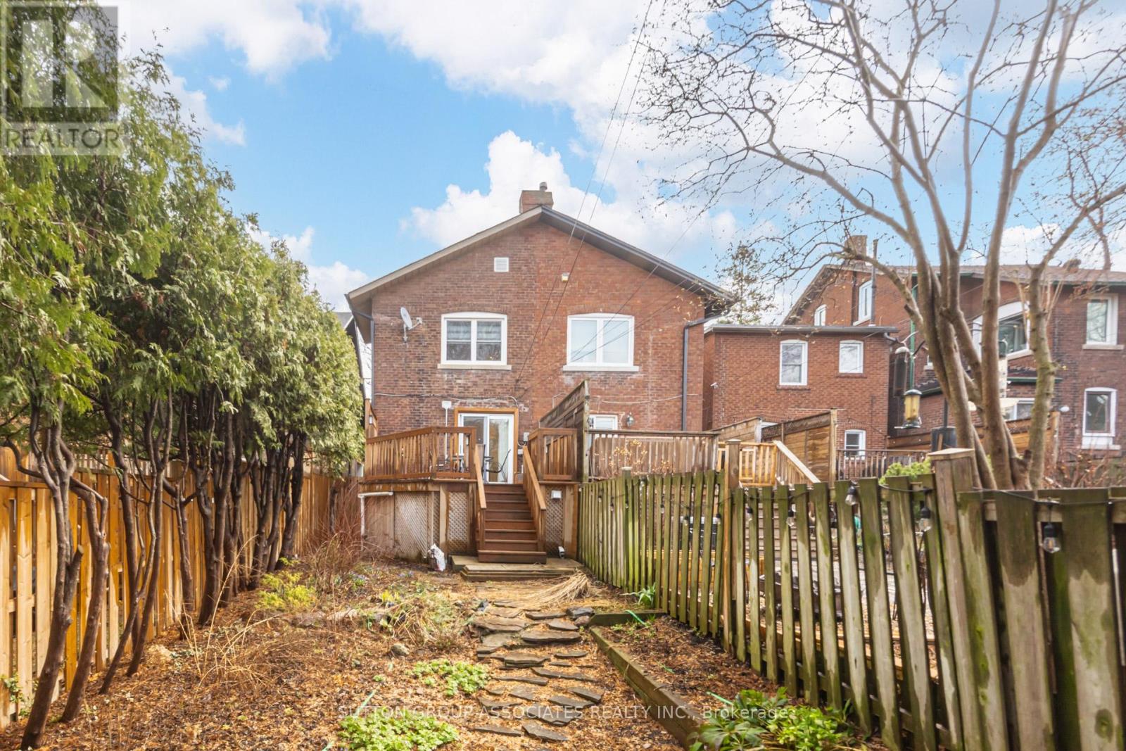 Upper - 422 Rushton Road, Toronto, Ontario  M6C 2Y3 - Photo 48 - C13008184