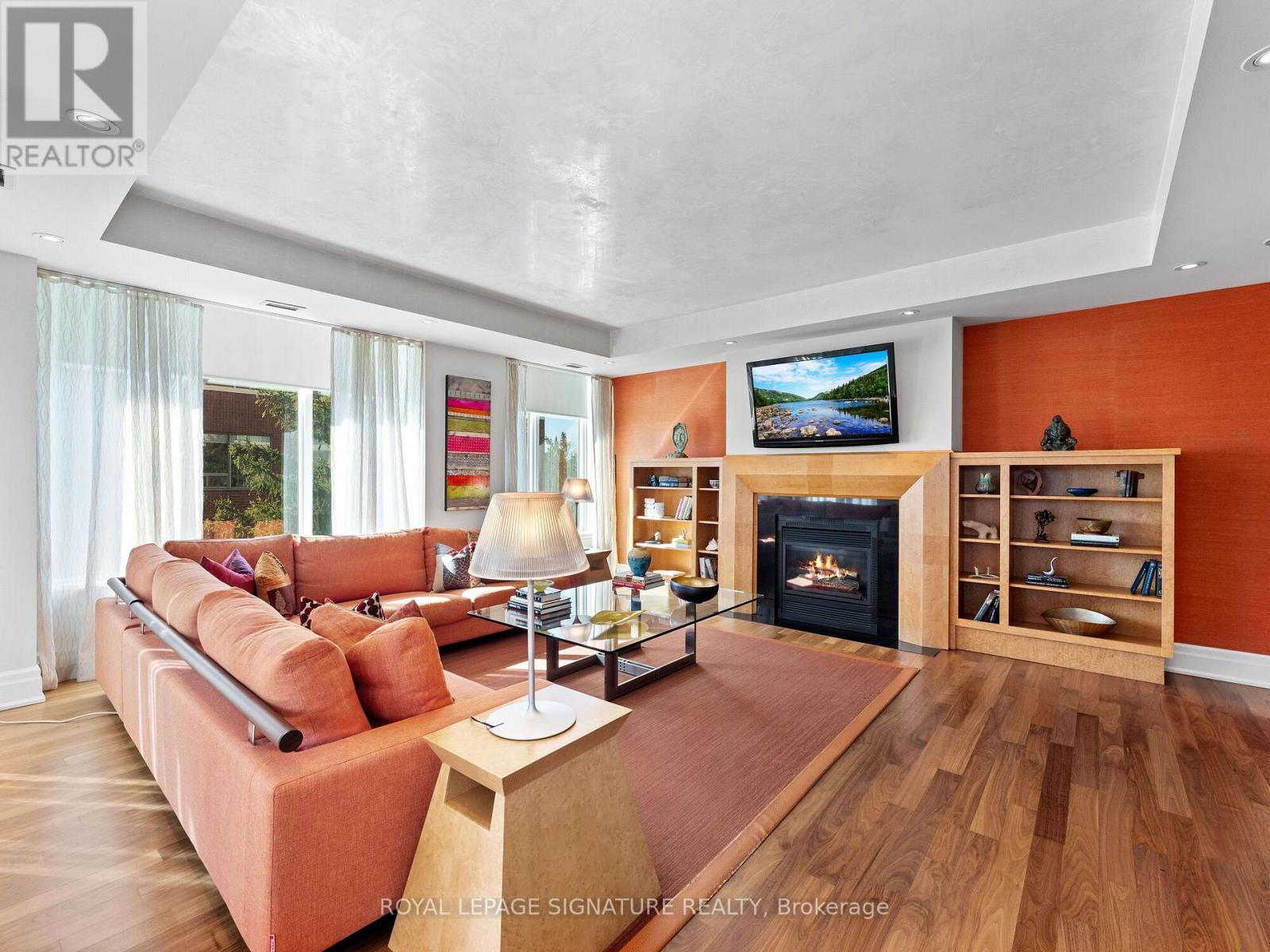 603 - 155 St. Clair Avenue W, Toronto, Ontario  M4V 0A1 - Photo 1 - C13008192