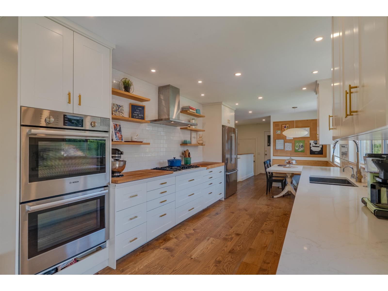 4381 Bridgeview Street, Abbotsford, British Columbia  V4X 1W8 - Photo 5 - R3111603