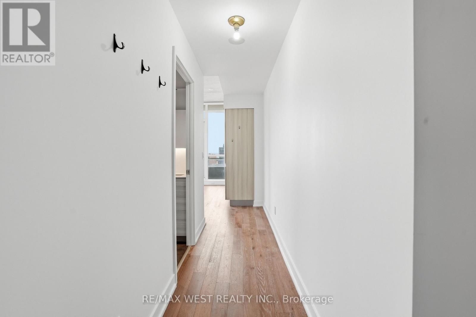 1105 - 20 Minowan Miikan Lane, Toronto, Ontario  M6J 0E5 - Photo 11 - C13008260