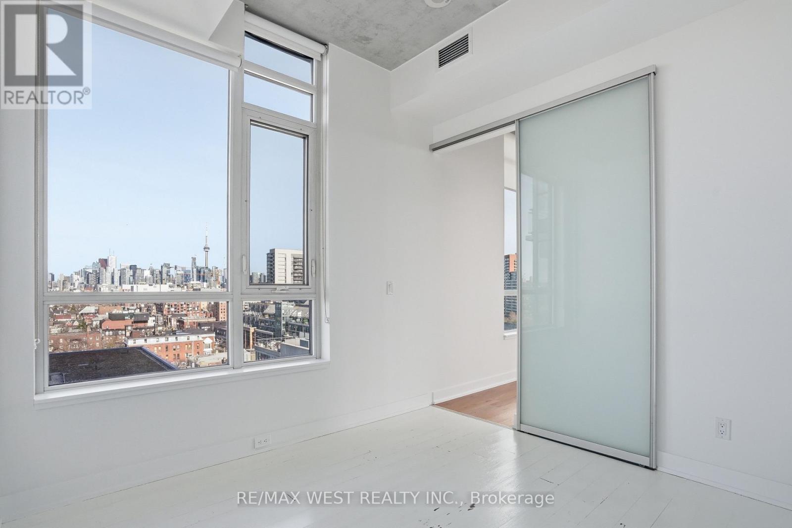 1105 - 20 Minowan Miikan Lane, Toronto, Ontario  M6J 0E5 - Photo 9 - C13008260