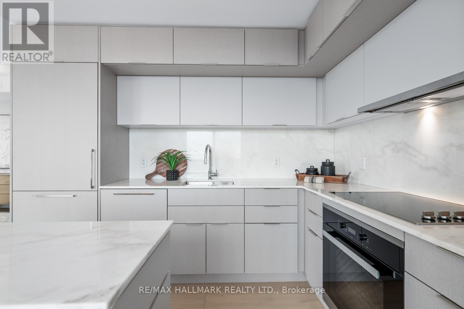 907 - 185 Alberta Avenue, Toronto, Ontario  M6C 0A5 - Photo 12 - C13008270