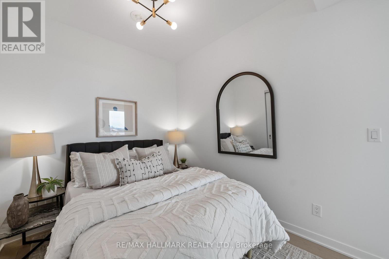 907 - 185 Alberta Avenue, Toronto, Ontario  M6C 0A5 - Photo 26 - C13008270