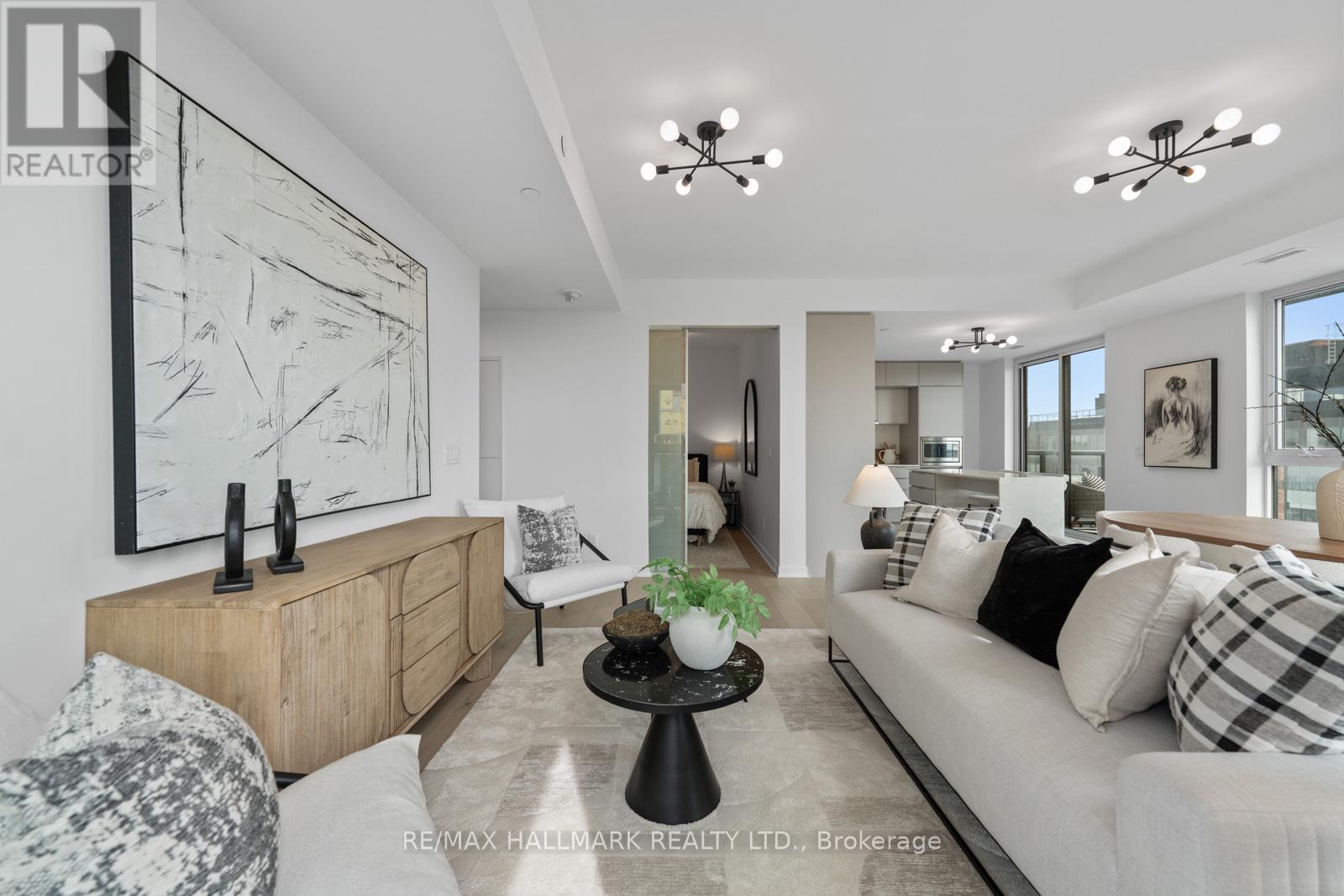 907 - 185 Alberta Avenue, Toronto, Ontario  M6C 0A5 - Photo 6 - C13008270