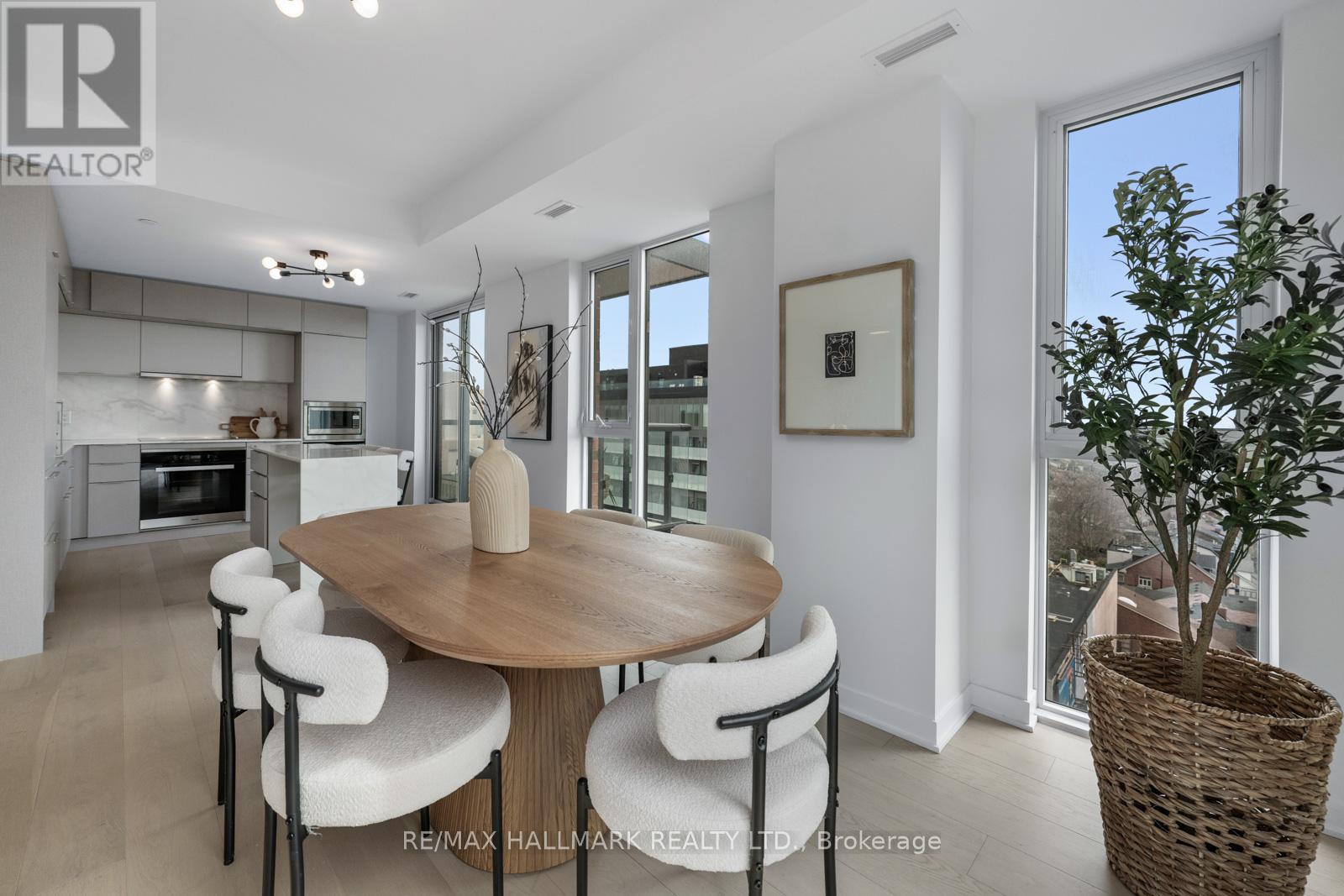 907 - 185 Alberta Avenue, Toronto, Ontario  M6C 0A5 - Photo 8 - C13008270